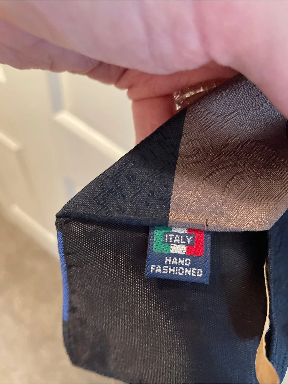 👔 Valentino Pietro Vintage Striped Tie in Blue, Maroon, Taupe and Black 👔